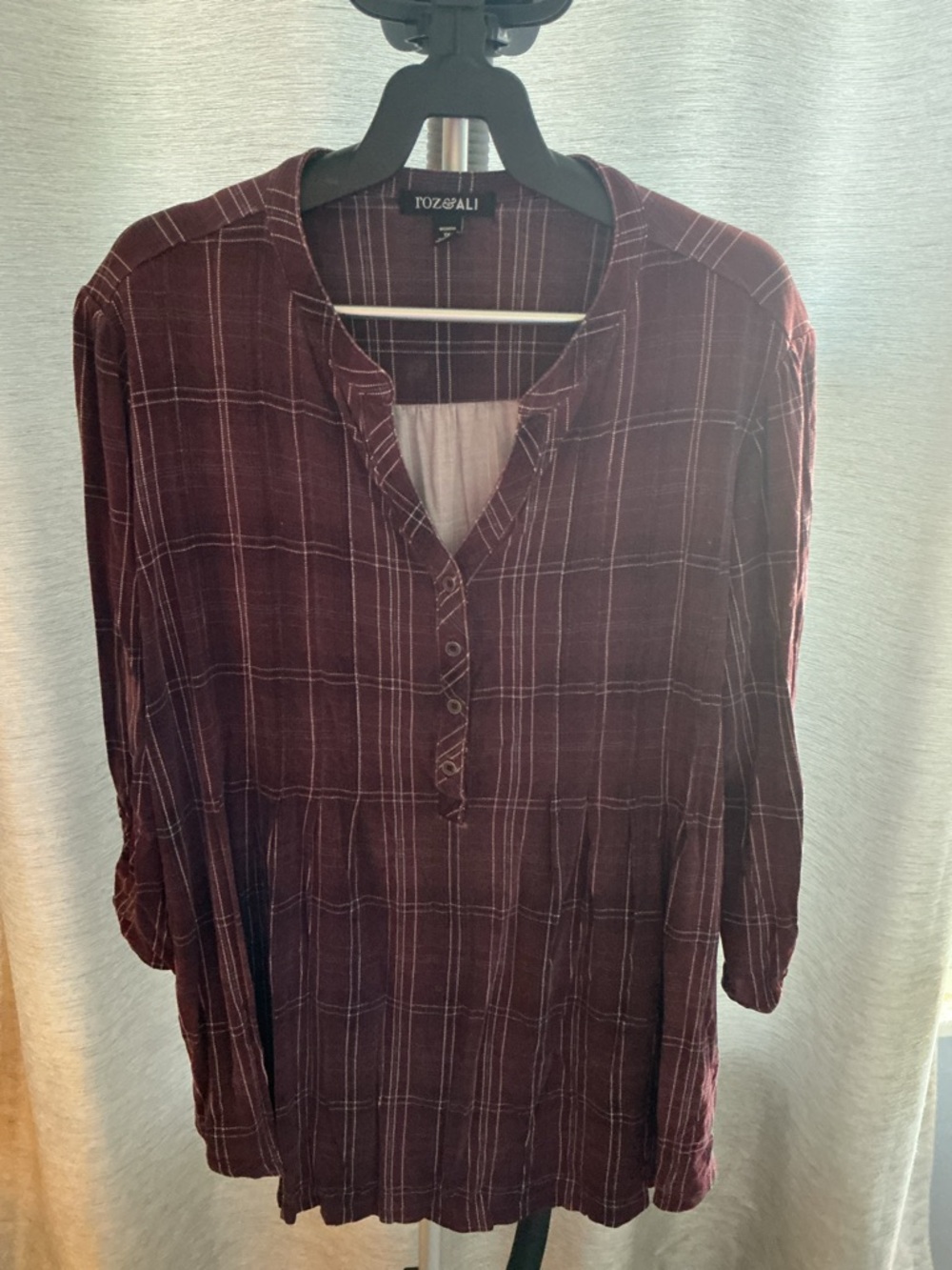 Roz & Ali Plaid Henley Top | Woman 1X | Maroon Check